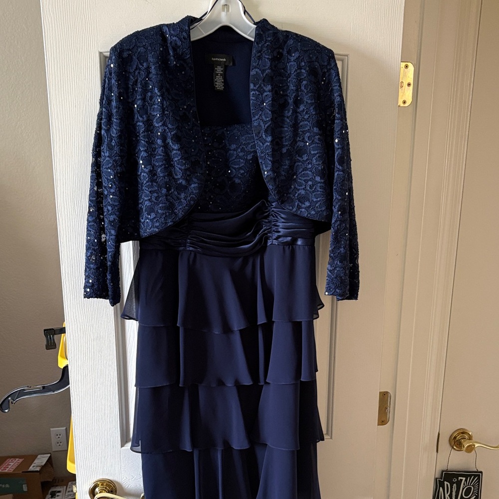 R & M Richards EUC 2-Piece Formal Navy Blue Sequined Dress Size 14